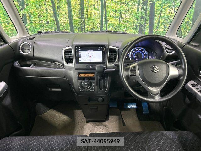 Suzuki SPACIA 2017-08 8368837-1