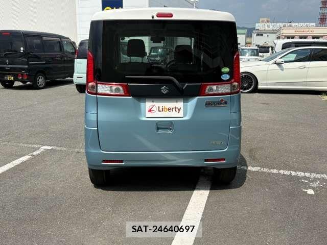 Suzuki SPACIA 2013-08 8368855-9
