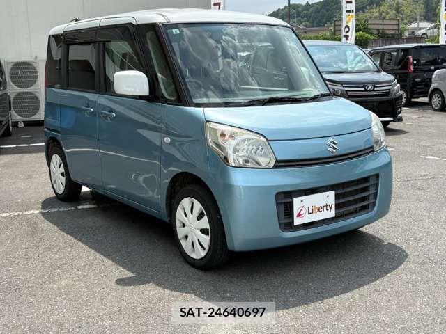 Suzuki SPACIA 2013-08 8368855-5