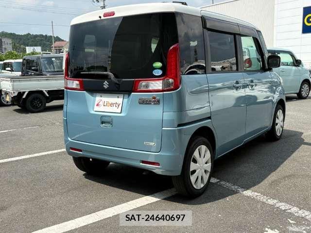 Suzuki SPACIA 2013-08 8368855-8