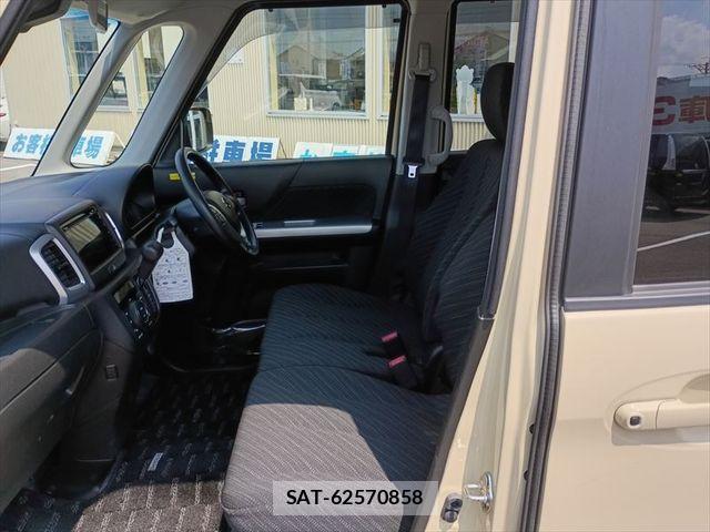 Suzuki SPACIA 2017-07 8368845-9