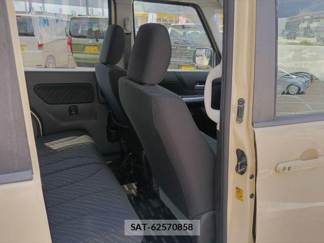 Suzuki SPACIA 2017-07 8368845-16