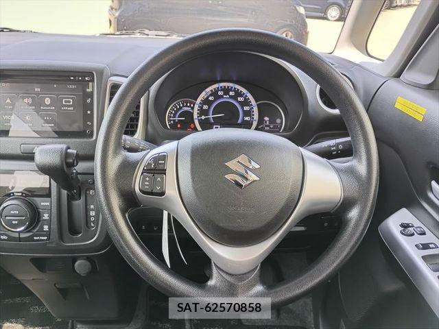 Suzuki SPACIA 2017-07 8368845-1