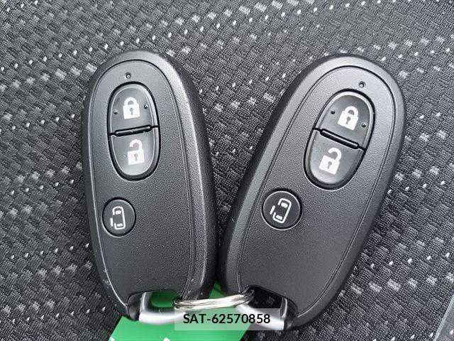 Suzuki SPACIA 2017-07 8368845-29