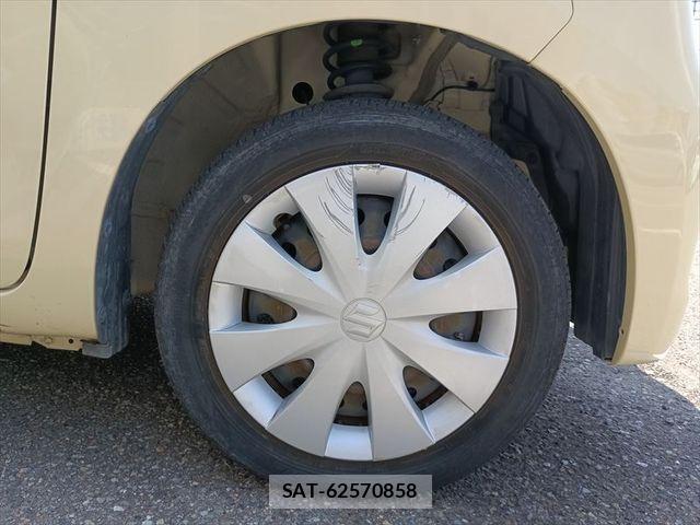Suzuki SPACIA 2017-07 8368845-6