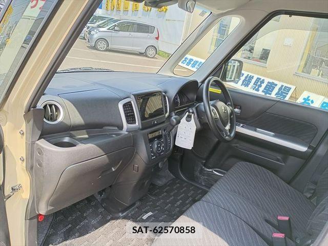Suzuki SPACIA 2017-07 8368845-8