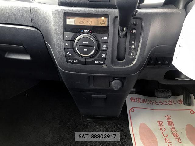 Suzuki SPACIA 2016-06 8368844-16