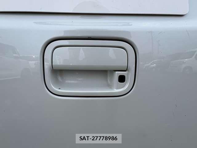 Suzuki SPACIA 2017-07 8368835-18