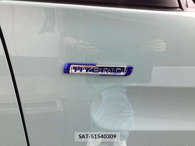 Suzuki SPACIA 2022-09 8368799-16