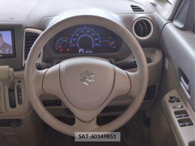 Suzuki SPACIA 2015-05 8368852-8