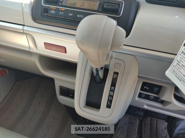 Suzuki SPACIA 2022-07 8368815-18