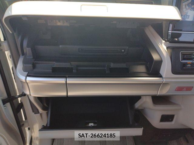 Suzuki SPACIA 2022-07 8368815-23