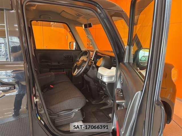 Suzuki SPACIA 2019-06 8368818-17