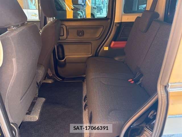 Suzuki SPACIA 2019-06 8368818-19