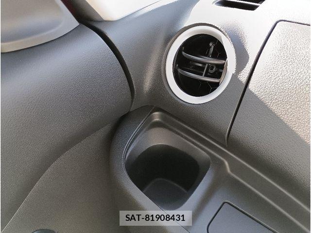 Suzuki SPACIA 2017-10 8368848-13