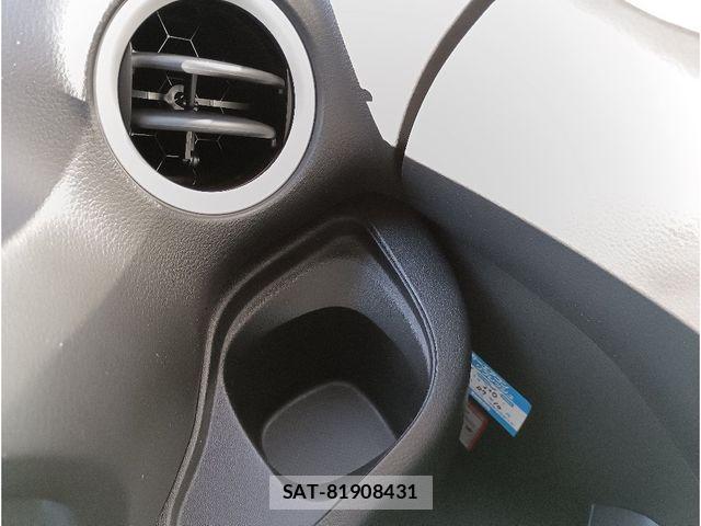Suzuki SPACIA 2017-10 8368848-22