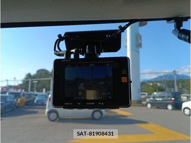 Suzuki SPACIA 2017-10 8368848-25