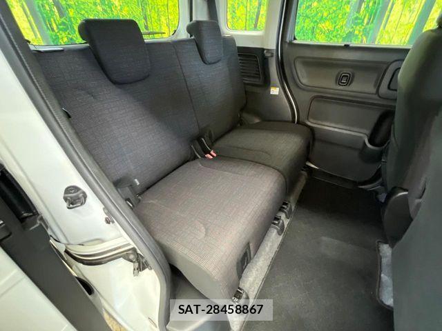 Suzuki SPACIA 2019-07 8368808-9