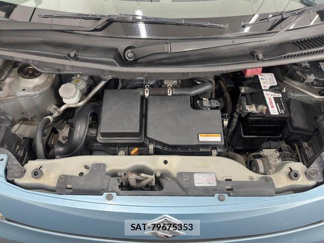 Suzuki SPACIA 2013-09 8368851-17