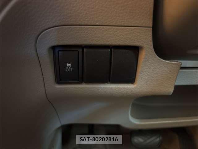 Suzuki SPACIA 2013-09 8368850-9