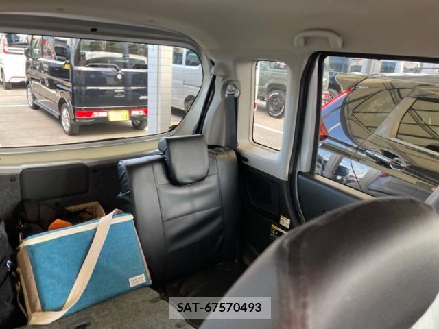 Suzuki SPACIA 2017-01 8372215-15