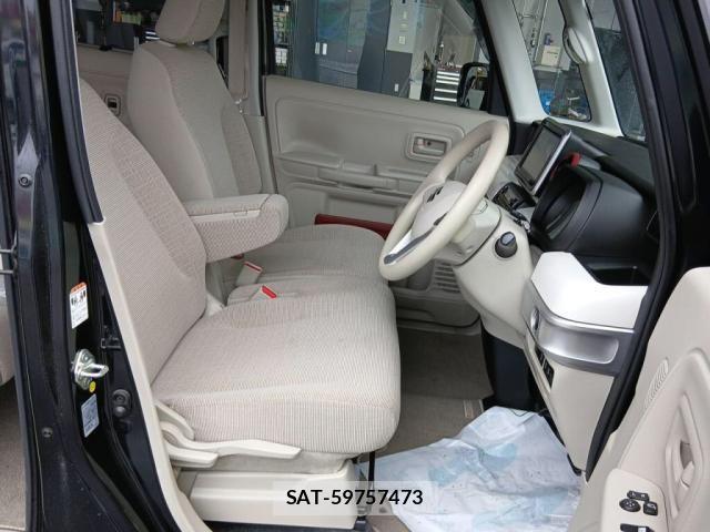 Suzuki SPACIA 2019-01 8372209-20