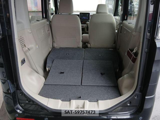 Suzuki SPACIA 2019-01 8372209-25