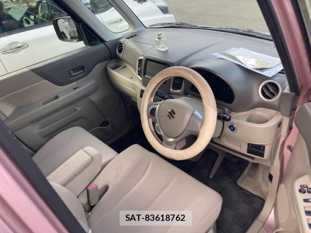 Suzuki SPACIA 2013-07 8372214-9