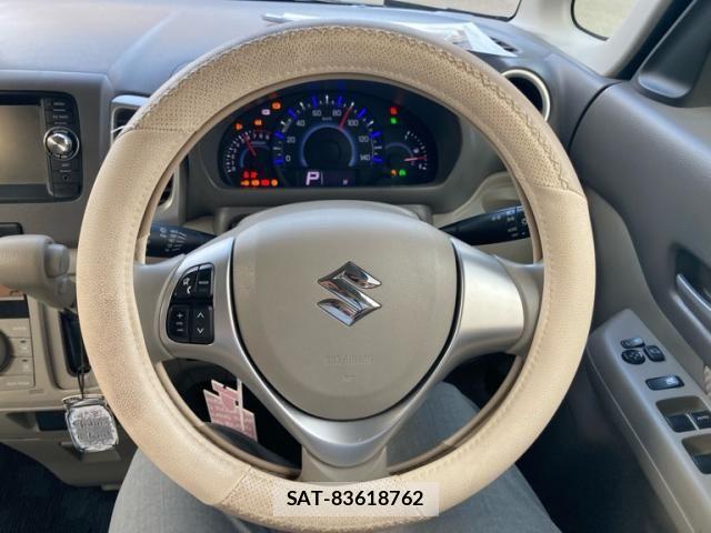 Suzuki SPACIA 2013-07 8372214-14