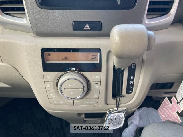 Suzuki SPACIA 2013-07 8372214-21