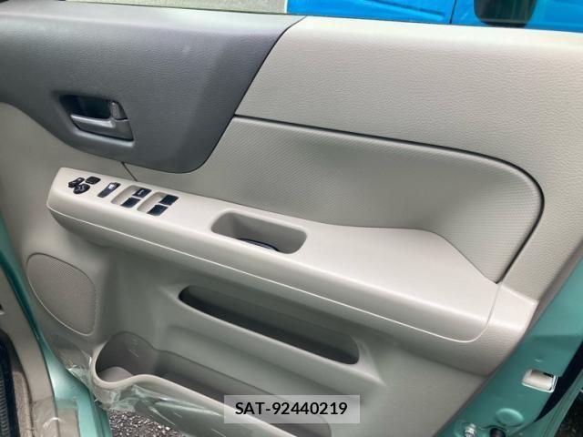 Suzuki SPACIA 2013-10 8415033-20