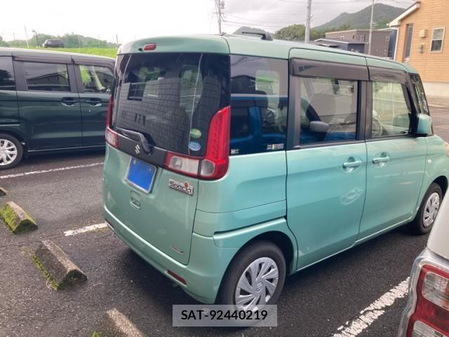 Suzuki SPACIA 2013-10 8415033-4