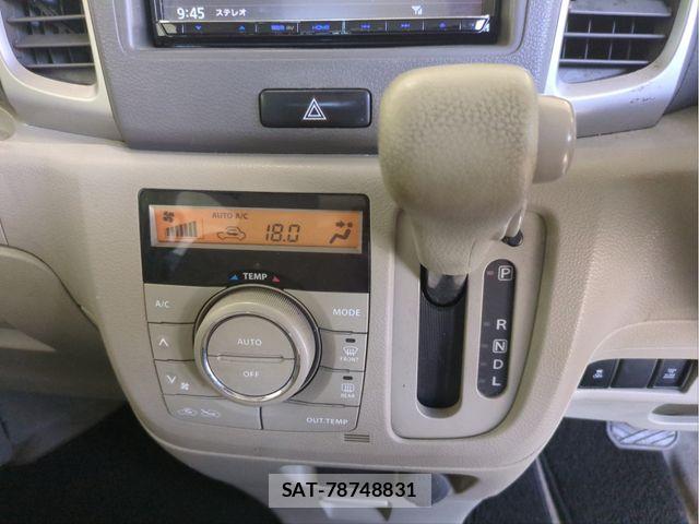 Suzuki SPACIA 2014-01 8415032-10