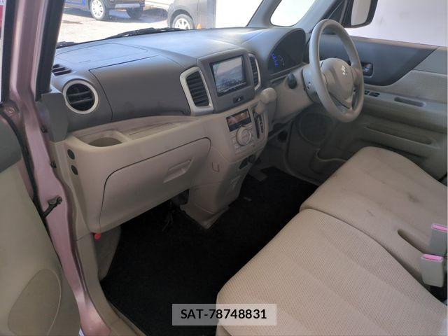 Suzuki SPACIA 2014-01 8415032-2