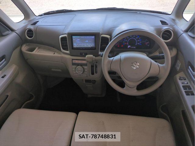 Suzuki SPACIA 2014-01 8415032-7