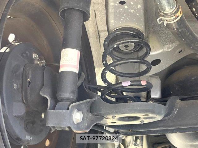 Suzuki SPACIA 2023-09 8458459-19