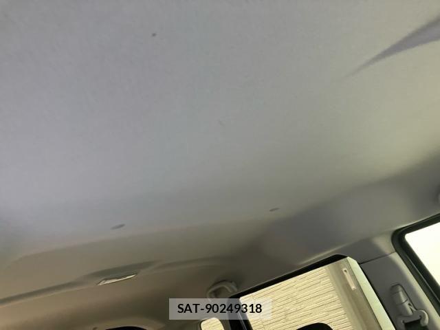 Suzuki SPACIA 2016-09 8458469-15