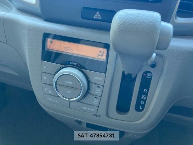 Suzuki SPACIA 2013-04 8486101-18