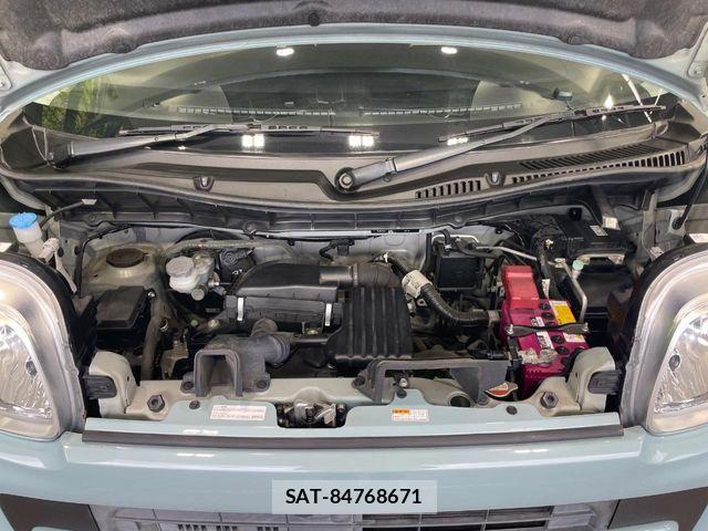 Suzuki SPACIA 2019-09 8486098-17