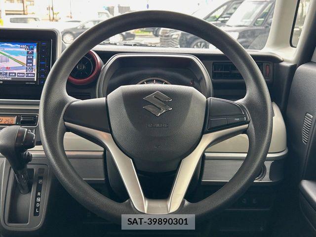 Suzuki SPACIA 2018-03 8527429-10
