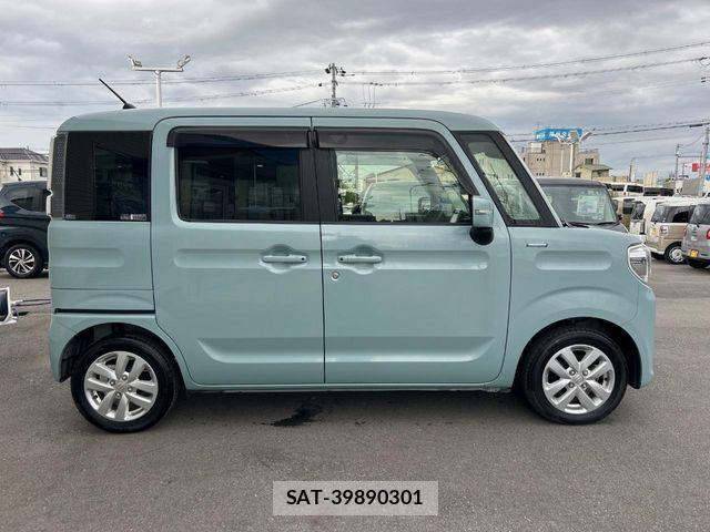 Suzuki SPACIA 2018-03 8527429-16