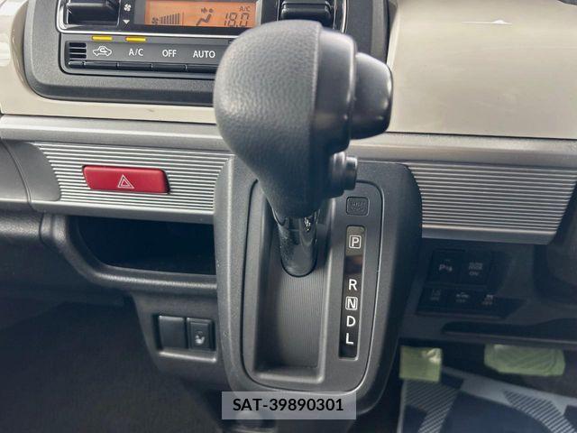 Suzuki SPACIA 2018-03 8527429-19