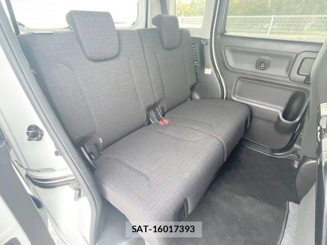 Suzuki SPACIA 2021-06 8527424-9