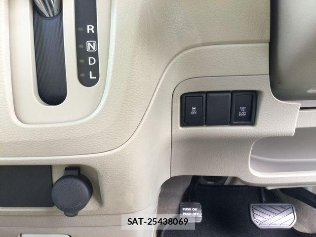 Suzuki SPACIA 2014-03 8527432-10