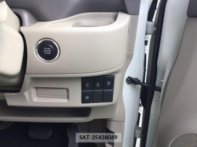 Suzuki SPACIA 2014-03 8527432-12