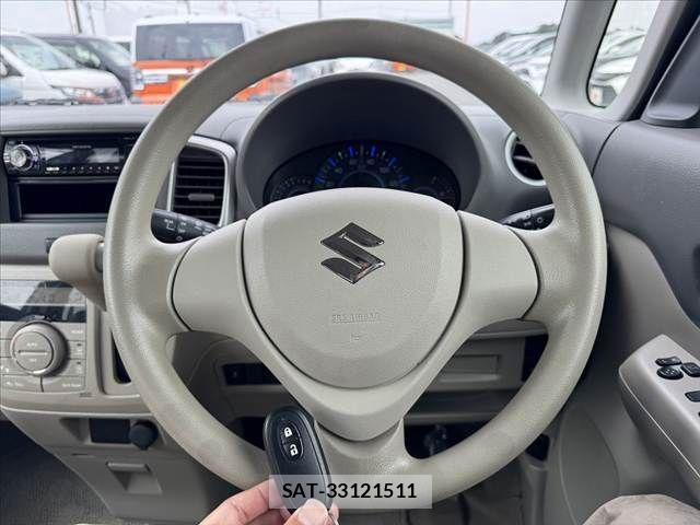 Suzuki SPACIA 2014-03 8563593-6