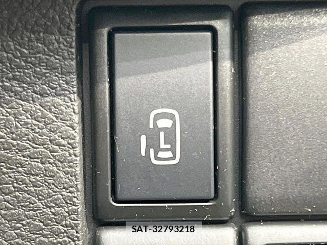 Suzuki SPACIA 2017-09 8628971-6