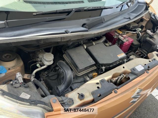 Suzuki SPACIA 2014-09 8628978-11