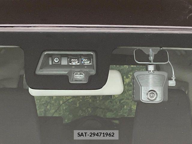 Suzuki SPACIA 2019-08 8628967-3