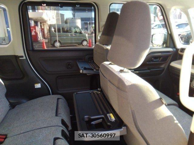 Suzuki SPACIA 2024-10 8661648-25